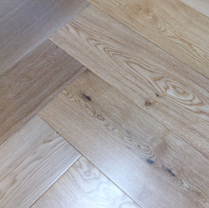 YNDE-PARQUET HERRINGBONE ENGINEERED WOOD OAK NATURAL UV LACQUERED  FLOORING 150X600MM