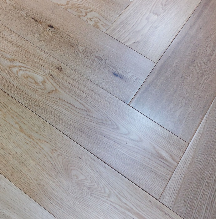 YNDE-PARQUET HERRINGBONE ENGINEERED WOOD OAK NATURAL UV LACQUERED  FLOORING 150X600MM