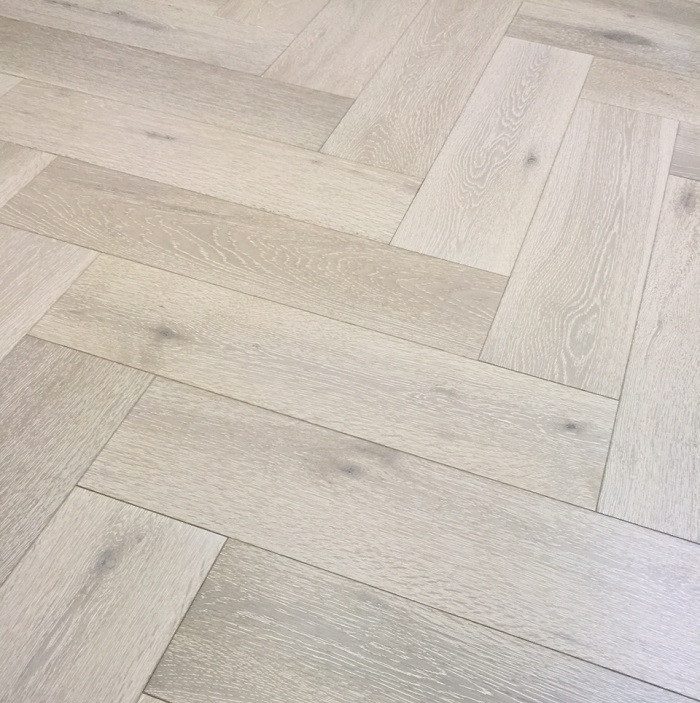 YNDE PARQUET HERRINGBONE ENGINEERED WOOD WHITE WASHED OAK MATT LACQUERED FLOORING 150X600MM