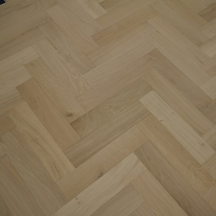 YNDE-PARQUET HERRINBONE ENGINEERED WOOD FLOORING CLASSIC UNFINISHED OAK 70x300mm