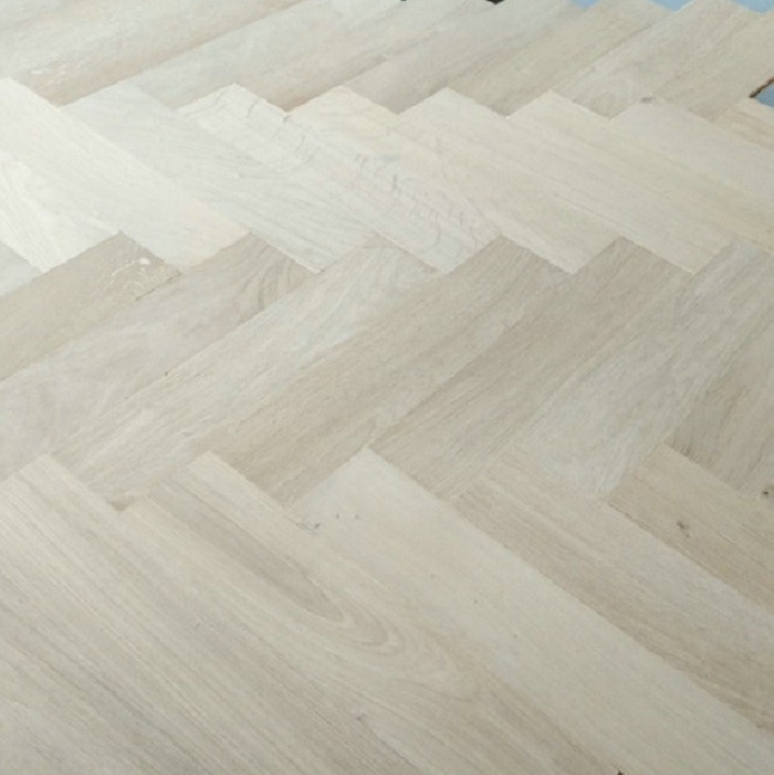 YNDE-PARQUET HERRINBONE ENGINEERED WOOD FLOORING AB UNFINISHED OAK 70x300mm