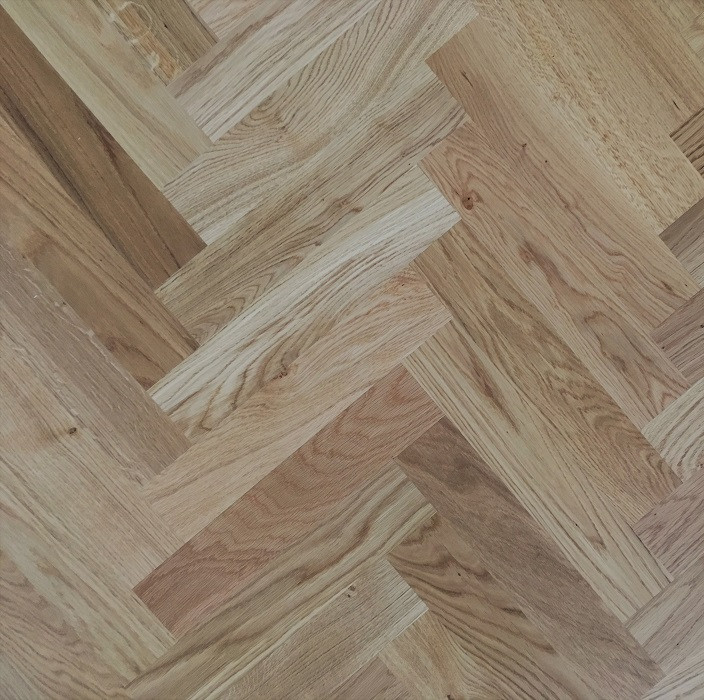 LIVIGNA HERRINGBONE ENGINEERED WOOD FLOORING LACQUERED RUSTIC OAK 70X350MM