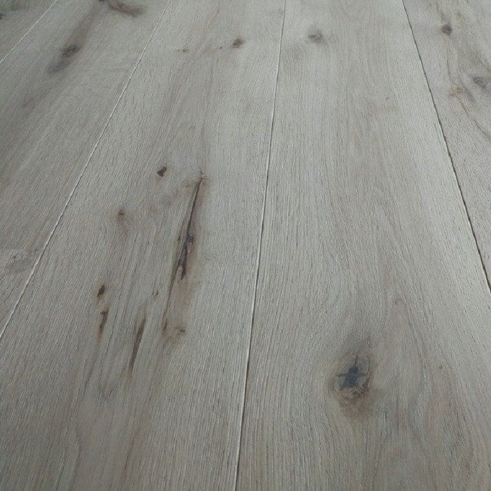 YNDE-190 ENGINEERED WOOD FLOORING 3-PLY RUSTIC INVISIBLE FINISH RAW OAK 190x1900mm