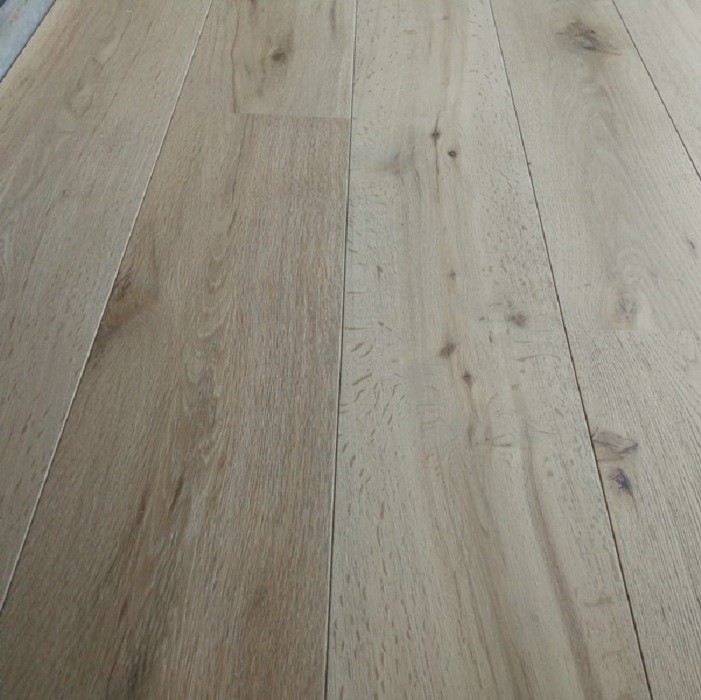 YNDE-190 ENGINEERED WOOD FLOORING 3-PLY RUSTIC INVISIBLE FINISH RAW OAK 190x1900mm