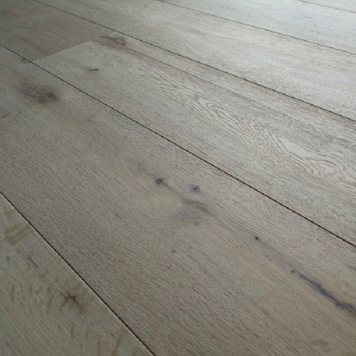 YNDE-190 ENGINEERED WOOD FLOORING 3-PLY RUSTIC INVISIBLE FINISH RAW OAK 190x1900mm