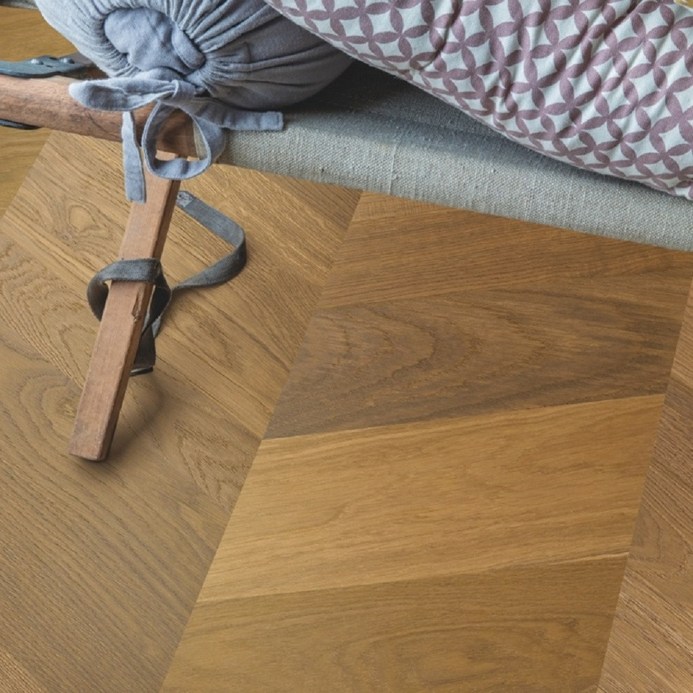 QUICK STEP ENGINEERED WOOD INTENSO CHEVRON COLLECTION OAK TRADITIONAL OILED  FLOORING 310x1050mm