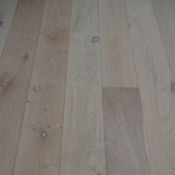 Y2 ENGINEERED WOOD FLOORING MULTIPLY OAK UNFINISHED 220x2200