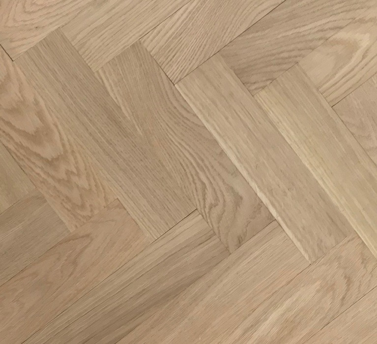 LIVIGNA HERRINGBONE ENGINEERED WOOD FLOORING UNFINISHED PRIME OAK 70X350MM