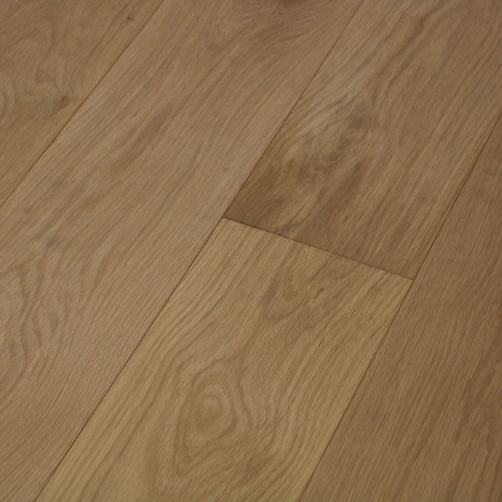 LIVIGNA ENGINEERED OAK BANDSAWN & INVISIBLE UV LACQUERED 