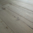 YNDE-190 ENGINEERED WOOD FLOORING 3-PLY RUSTIC INVISIBLE FINISH RAW OAK 190x1900mm